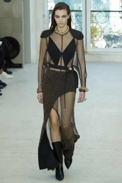Look 39